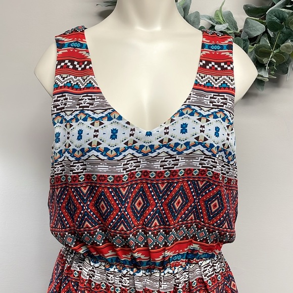 BCX Sleeveless Tribal Aztek Print Dress V-Neck Back Cutout M - Picture 2 of 16